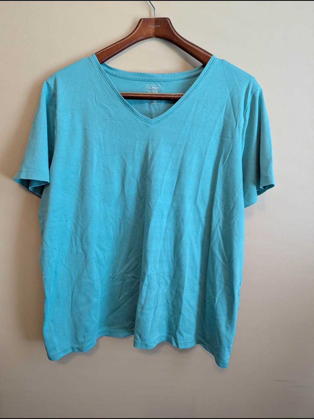 L.L. Bean Women's V-Neck Short Sleeve Tee - Turquoise Blue